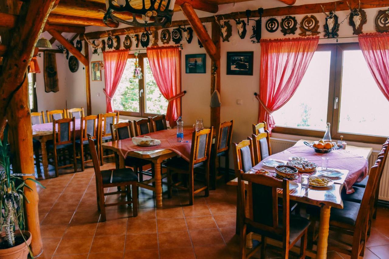 Etno Domacinstvo Milenkovic Villa เดสโปโตวัก ภายนอก รูปภาพ