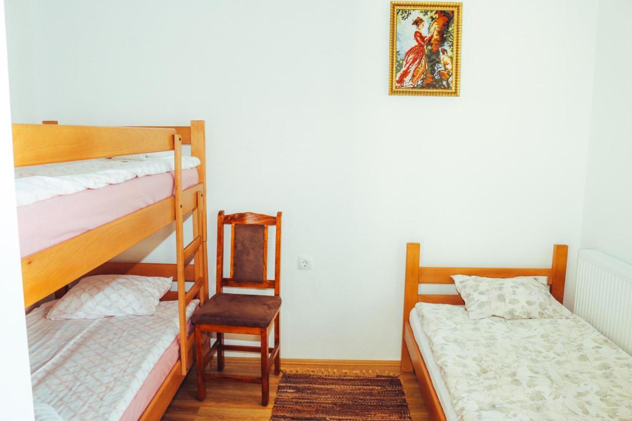 Etno Domacinstvo Milenkovic Villa เดสโปโตวัก ภายนอก รูปภาพ